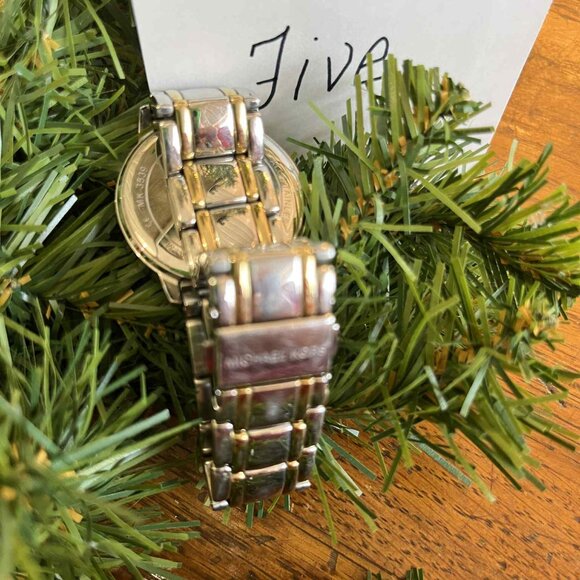 MICHAEL KORS TWO TONE WOMAN'S WATCH WITH RHINESTONES - Picture 3 of 3